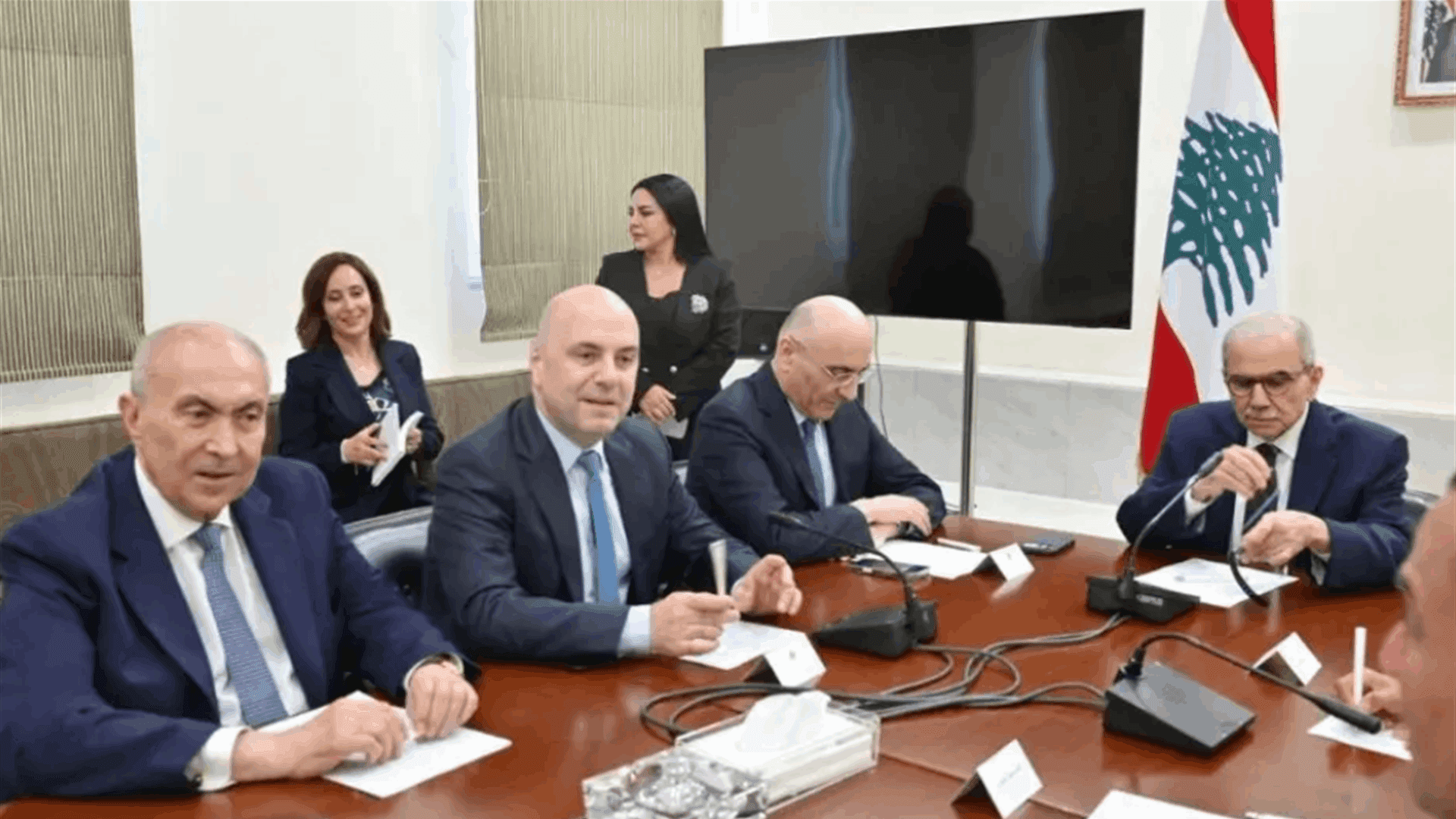 Makhzoumi Foundation Agrees to Provide Fiberglass Pipes