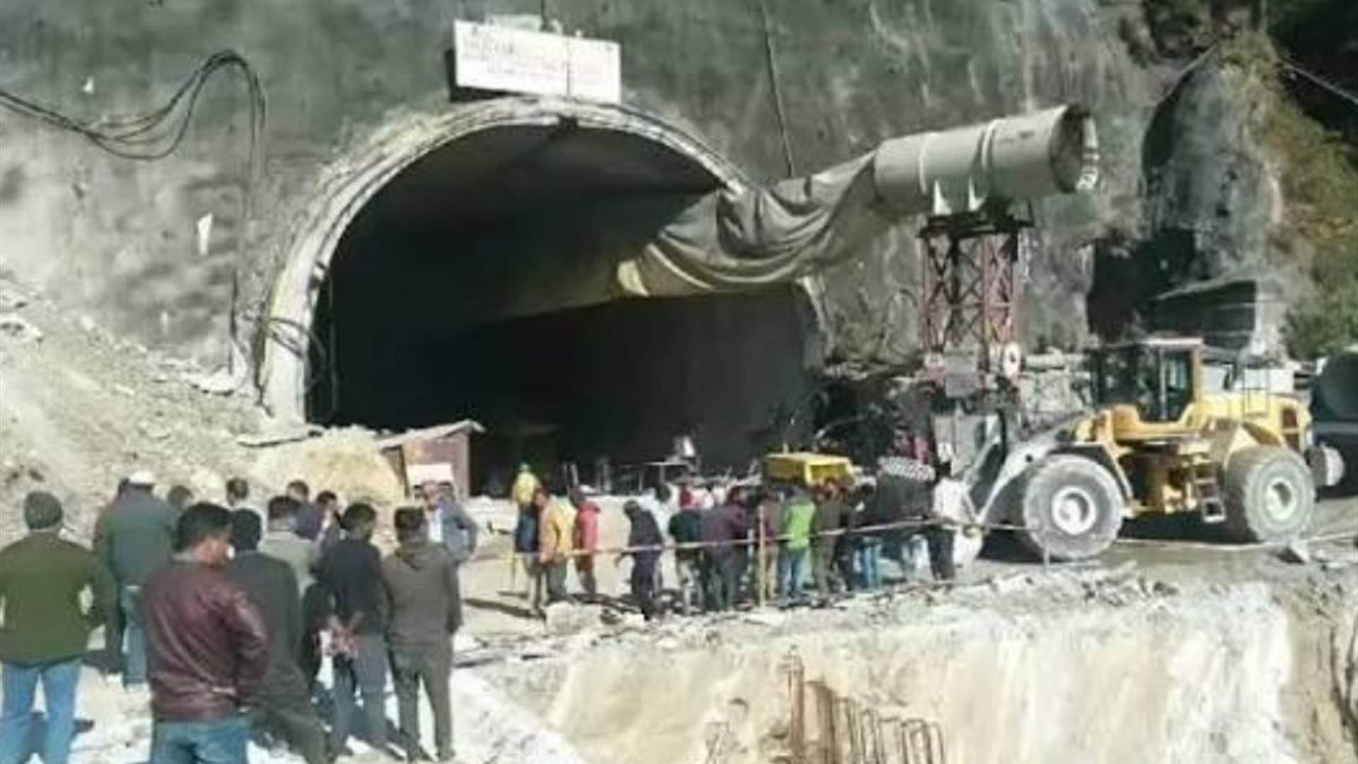 Nine dead in India tunnel collapse