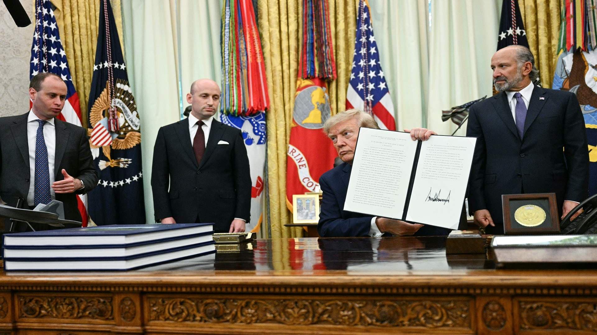 الولايات المتحدة تفرض 15% على بولي السيليكون