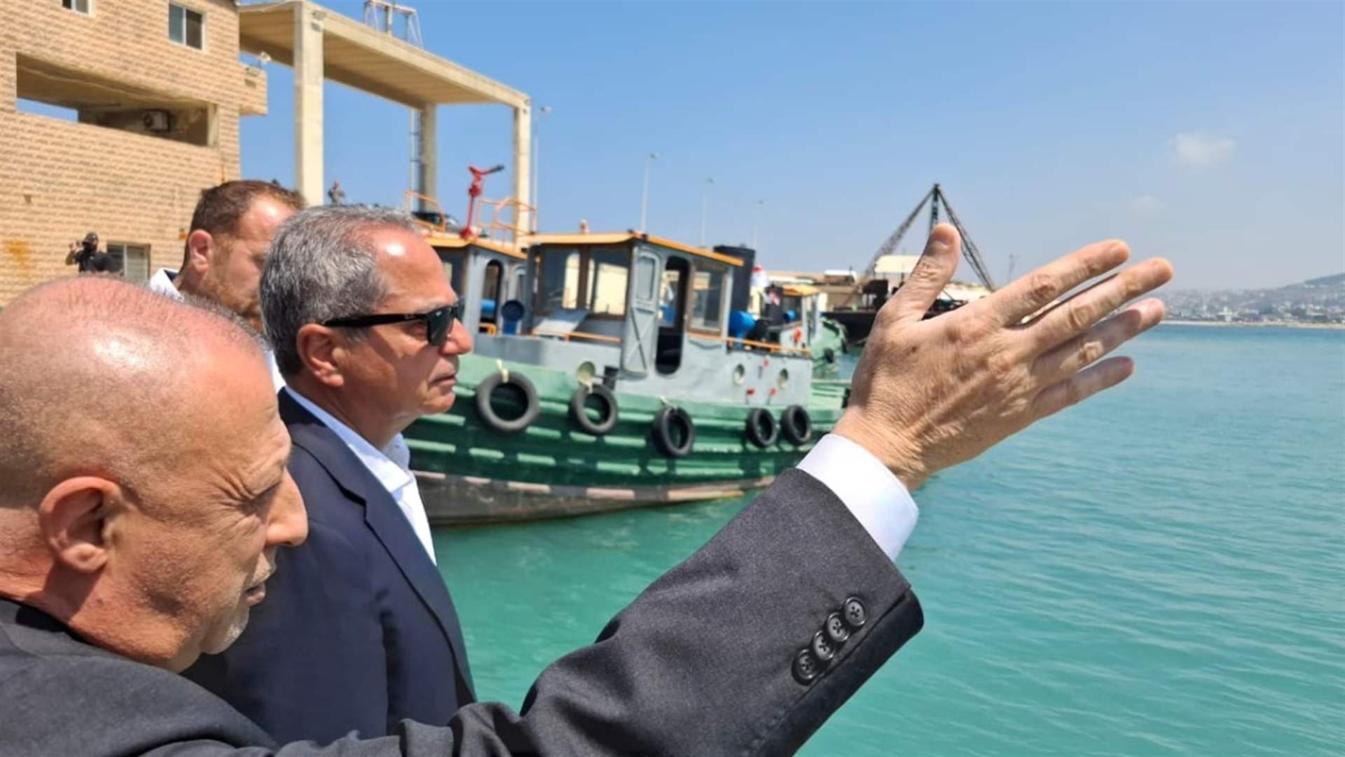 Friend reviews Zahrani oil facilities