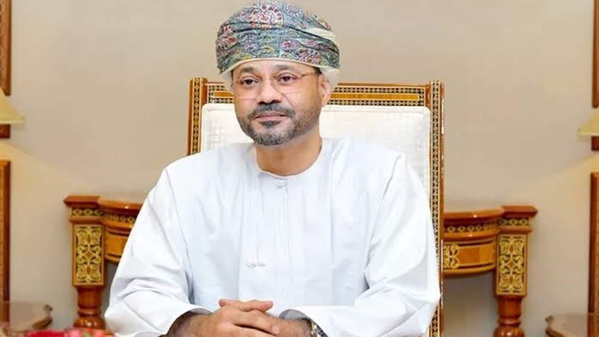 وزير الخارجية العماني يتوقع إعلان ممر مؤقت في هرمز