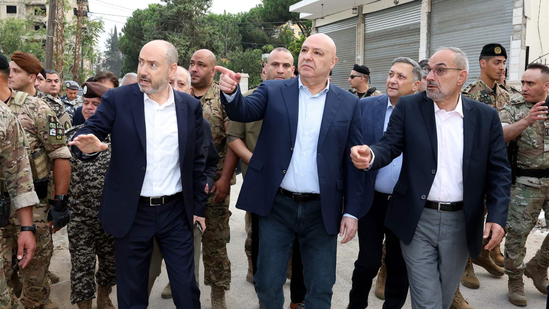 رئيس الجمهورية يزور النبطية وزوطر الغربية ويؤكد التزام الدولة بتنفيذ الثوابت الوطنية