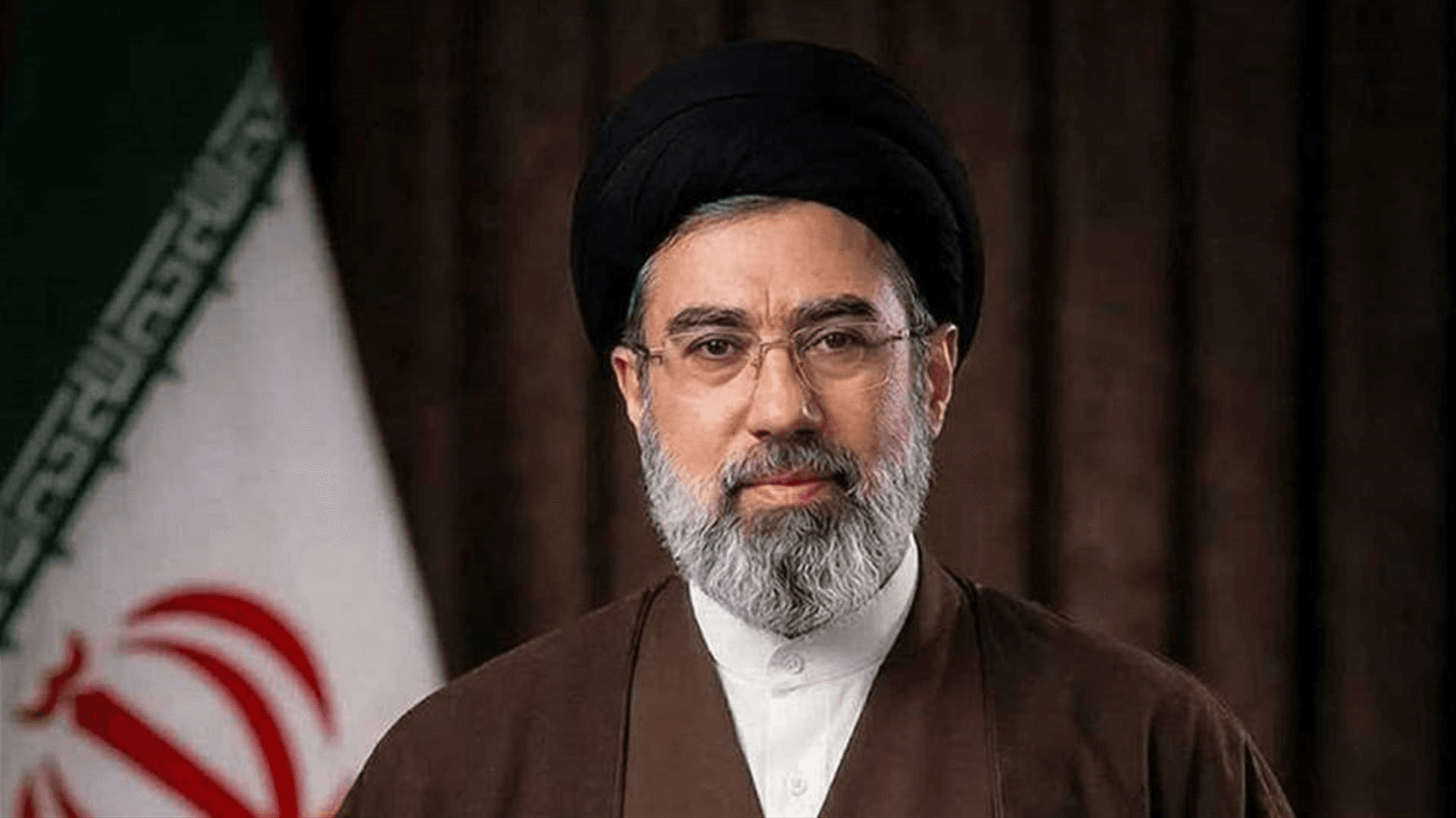 خامنئي يتوقع انسحاب قوات العدو من بحر العرب