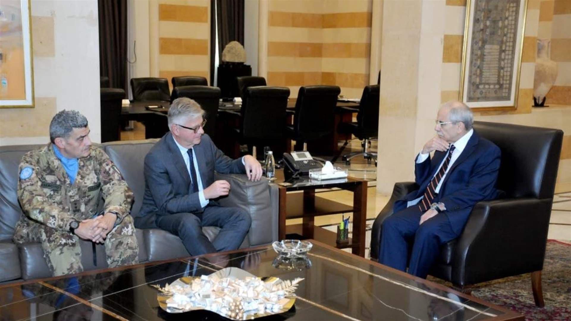 لاماكرا يرفض فراغًا بعد مهمة يونيفيل ويوضح اهتماما بصيغة دولية جديدة