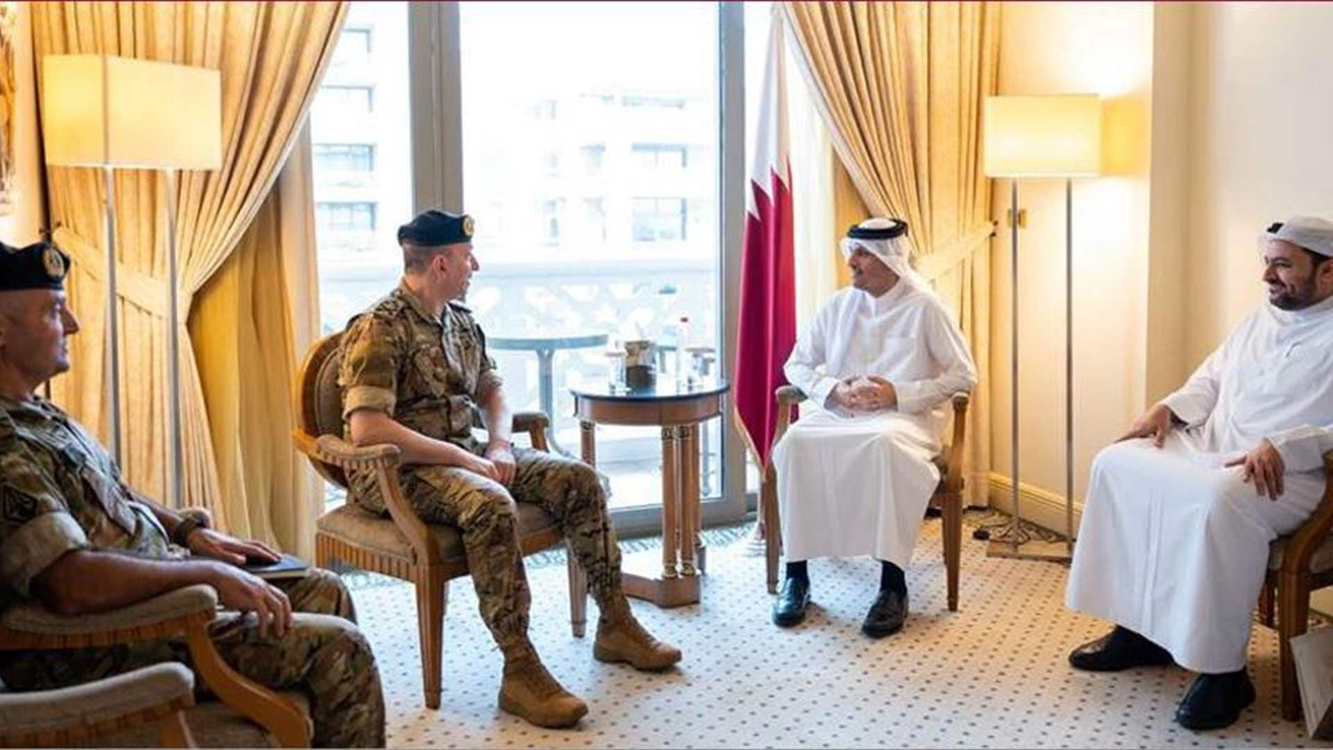 رئيس الوزراء القطري يطمئن لدعم لبنان