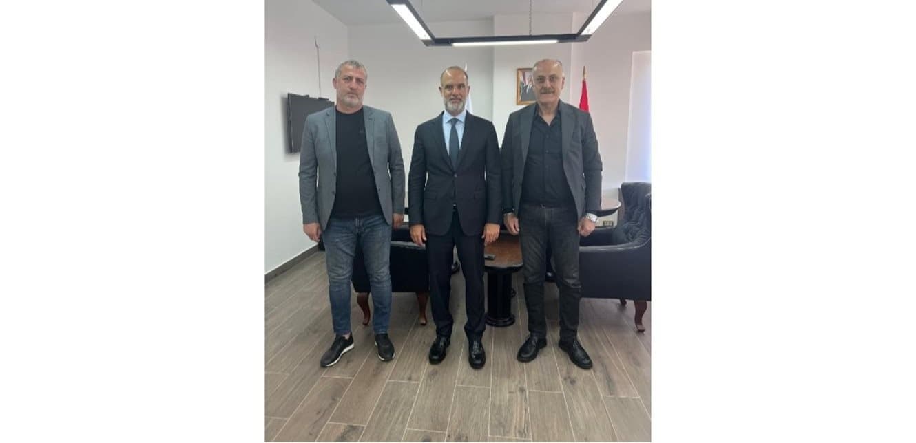 Abdullah Reviews Road Projects in Al-Khroub