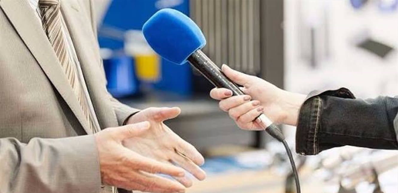 Russia deports journalist reasons