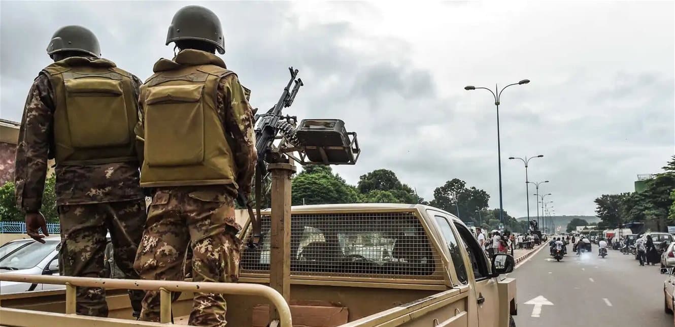 Mali pardons French intelligence agent amid deal doubts