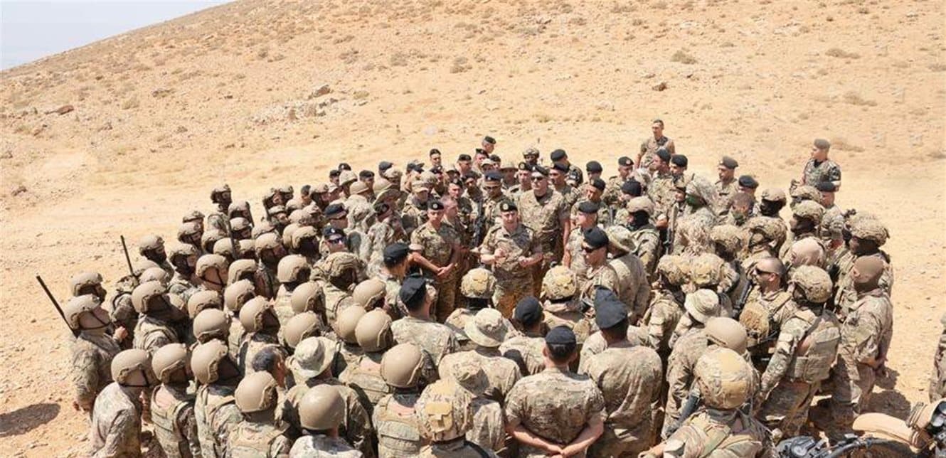 هيكل من الشرق: الحفاظ على الاستقرار