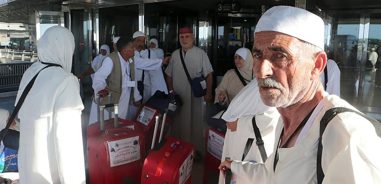 Lebanon bans land travel for pilgrims