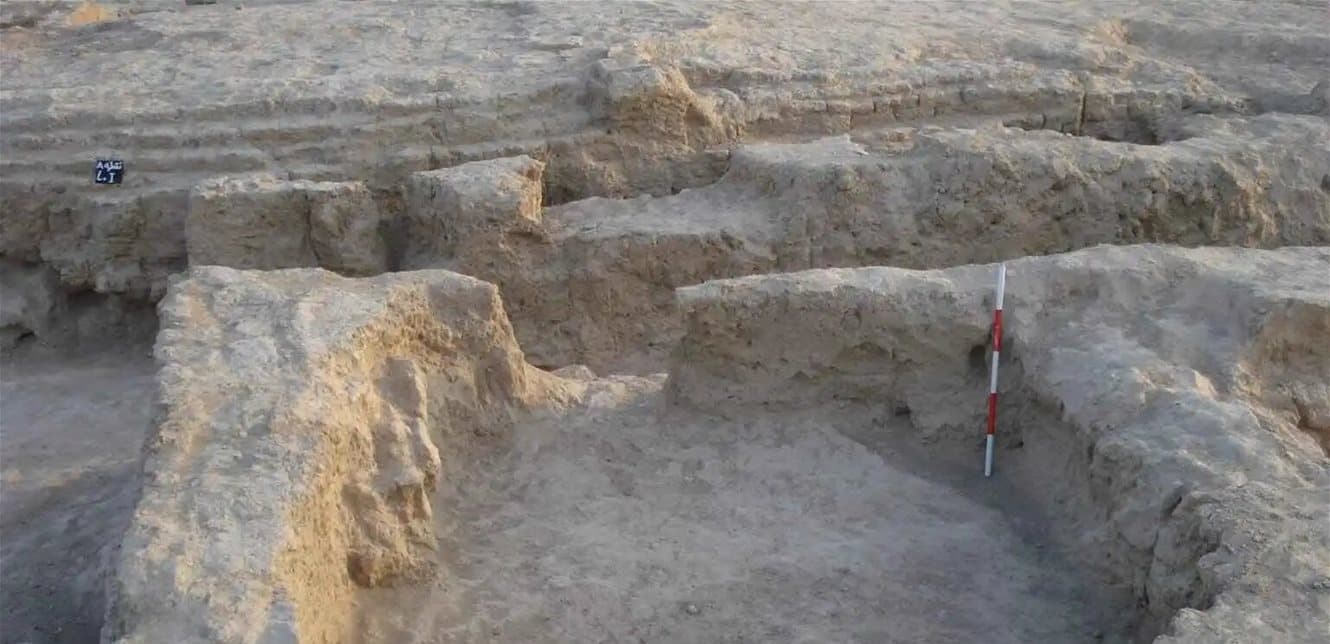 Rain and wind uncover 6 rare artifacts in Iraq
