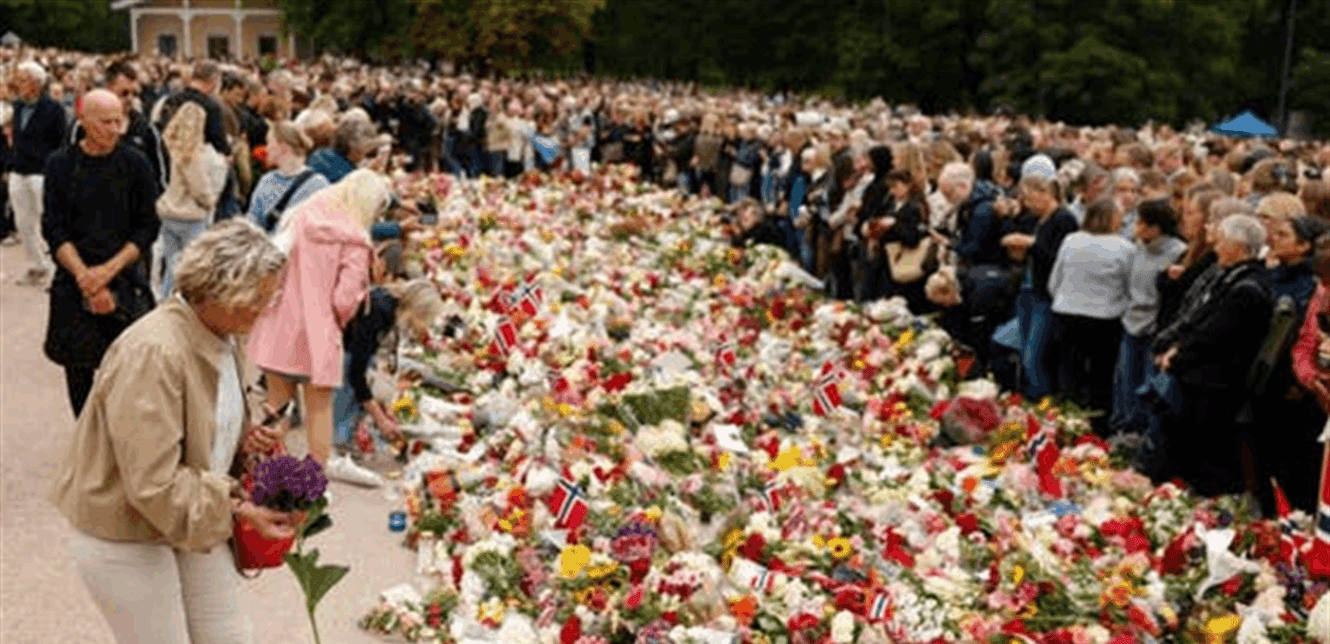 Norway's King Harald steps down as Haakon VIII ascends