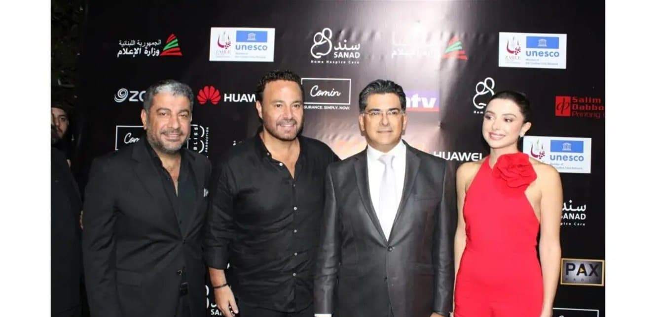 Assi El Hallani Performs Support for Sanad in Zahle