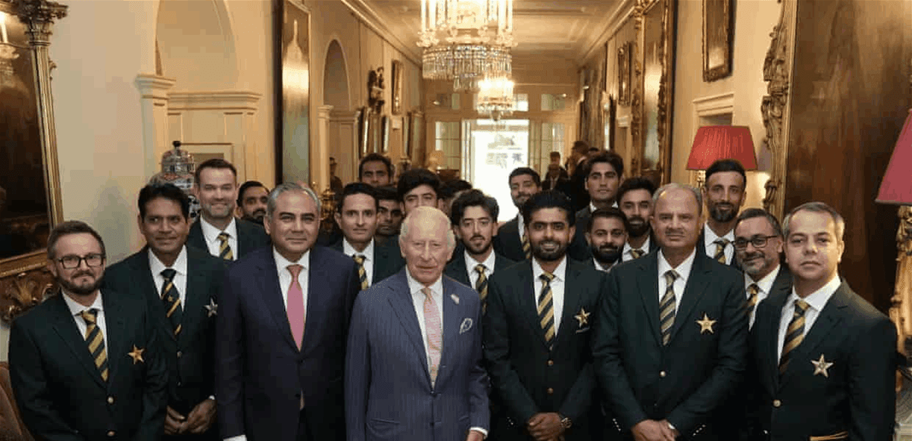 Pakistani players' phones seized amid team incident