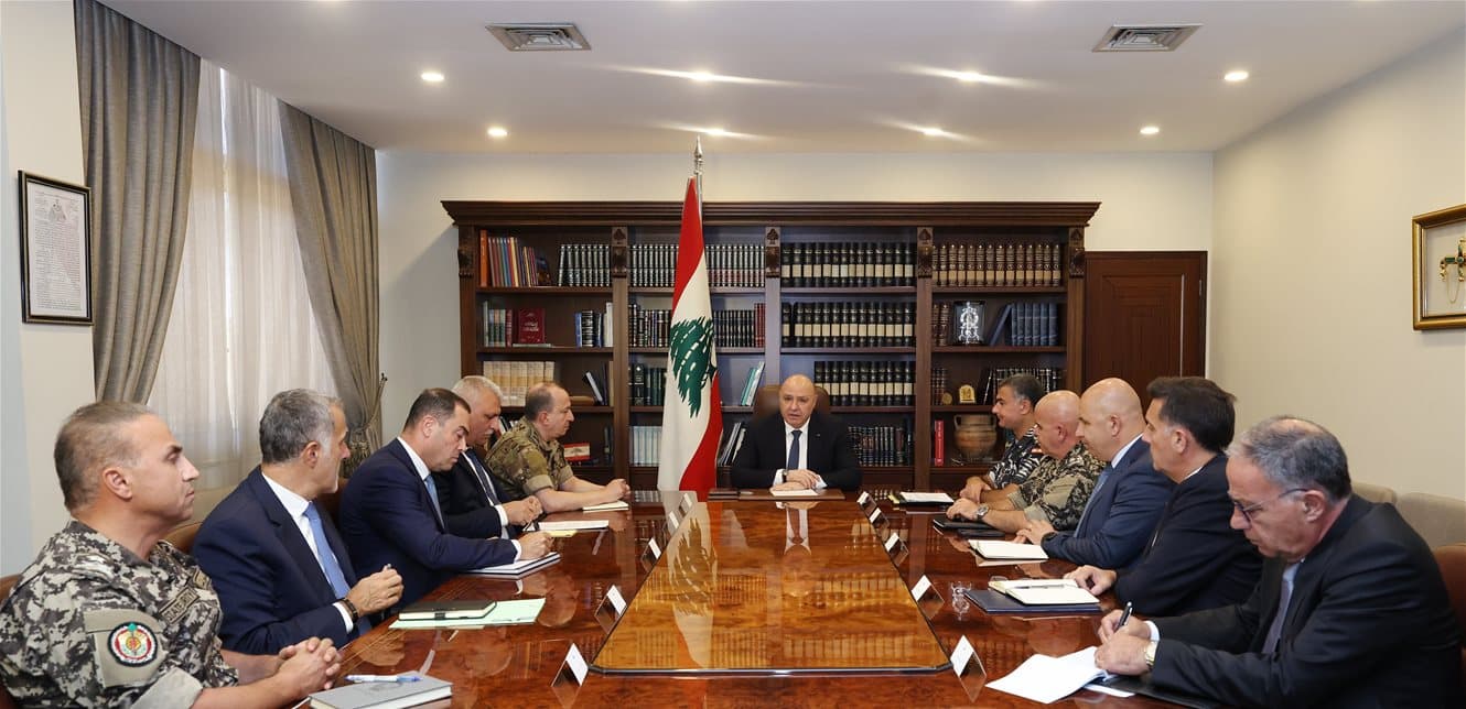 الرئيس والجيش يواجهان الاحتلال