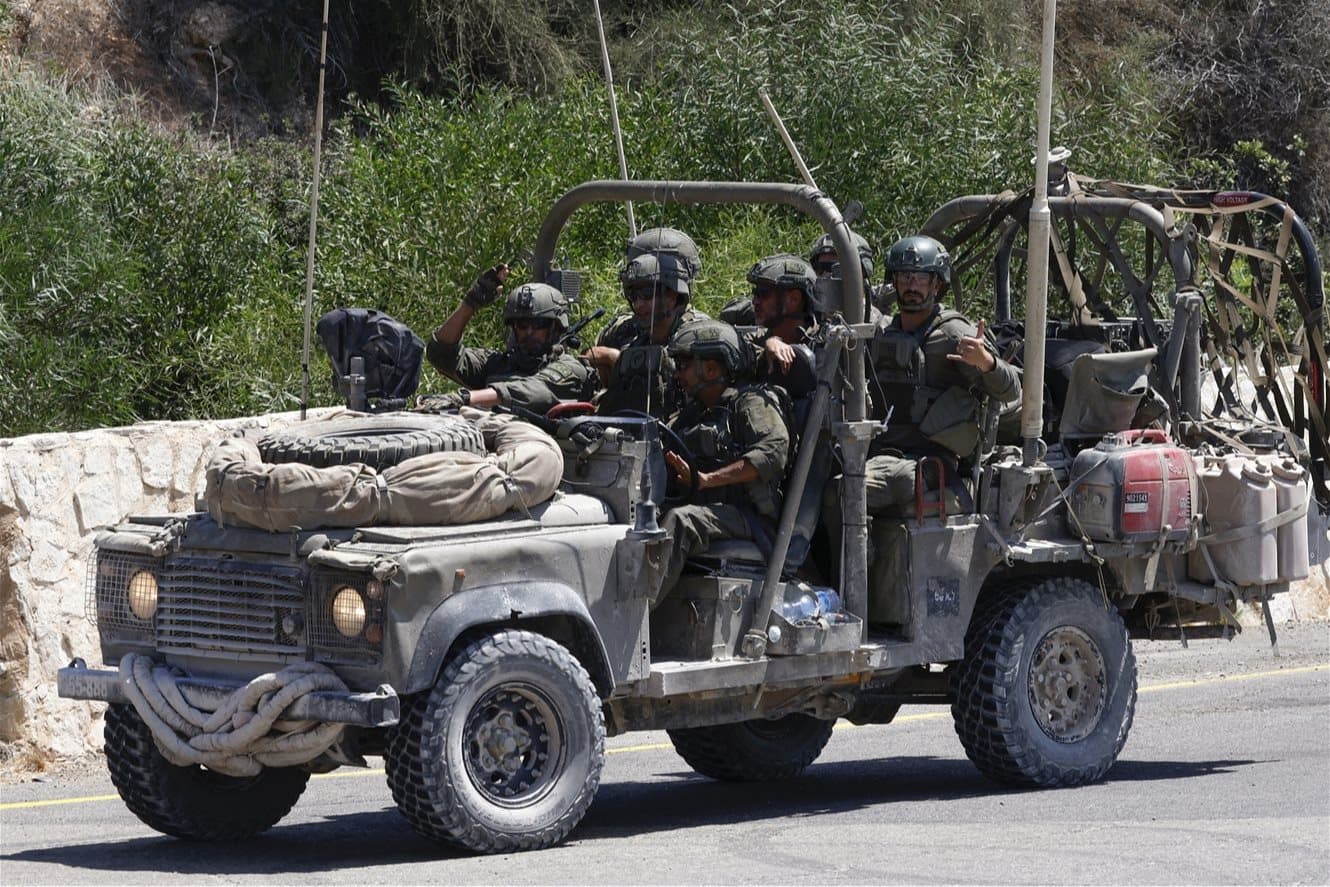 Israeli decision on Lebanon and withdrawal talks
