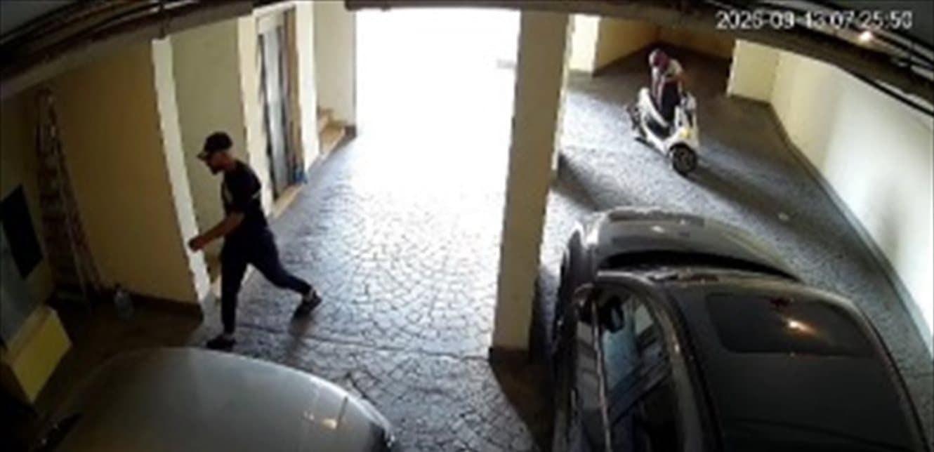 Incident at Lebanese artist’s building in Ashrafieh