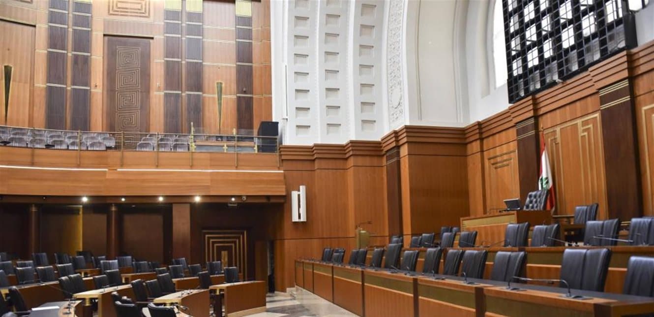 مناقشة الحكومة تتجه للسجالات والمخاطر