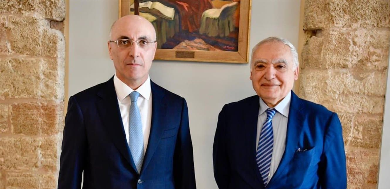 Salama and El Hajar meet at the National Library