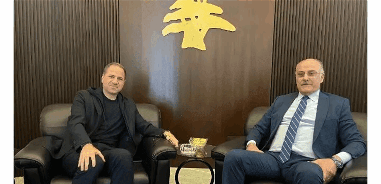 Abdullah and Al-Jamil Discuss Topics