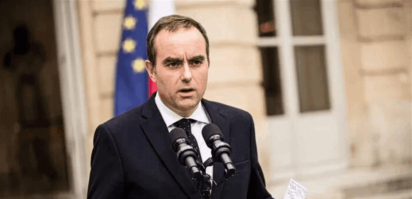 French PM addresses student protests