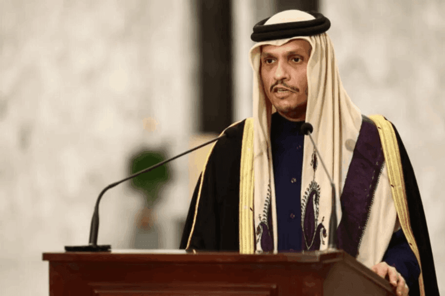 رئيس وزراء قطر في بيروت لدعم الاستقرار والاقتصاد