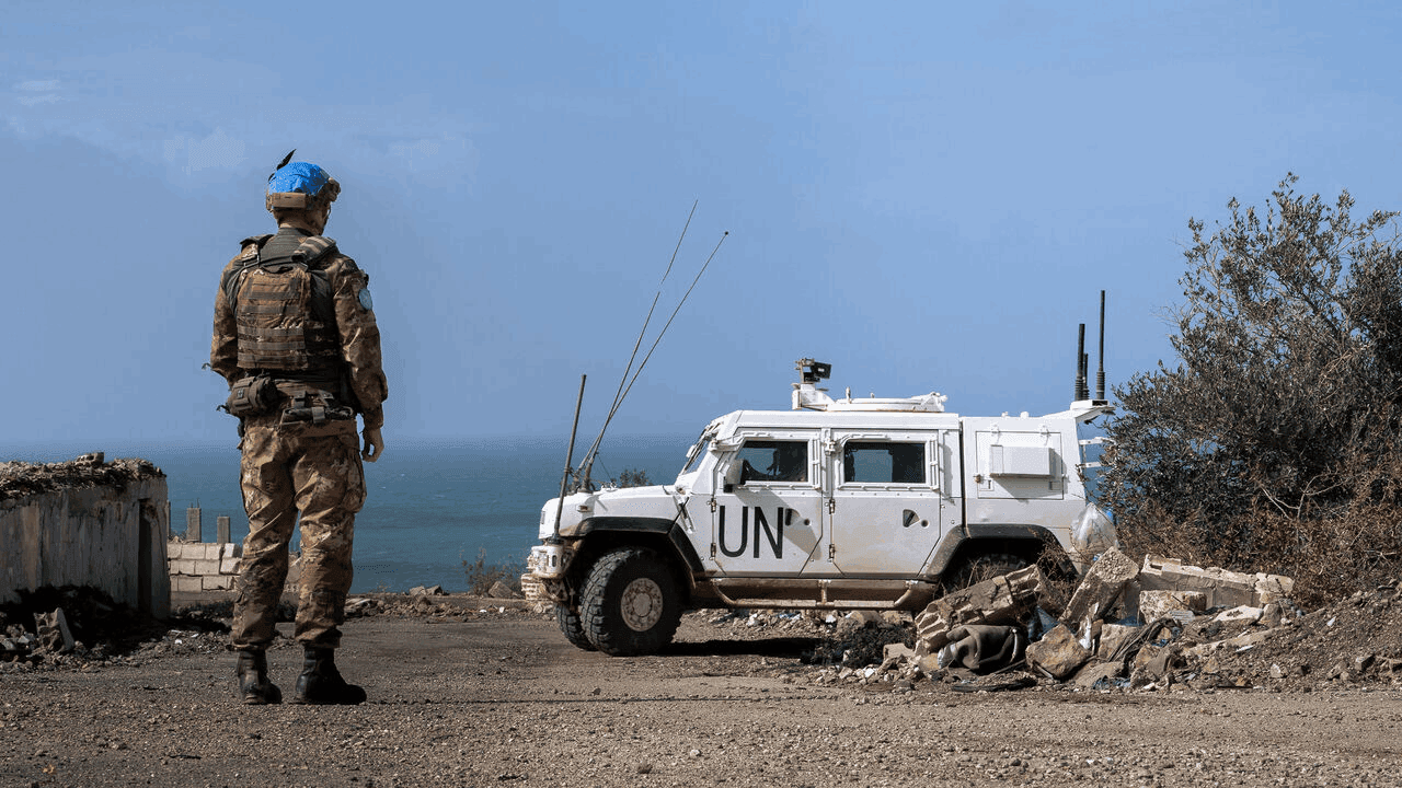 France relies on Riyadh and Tehran