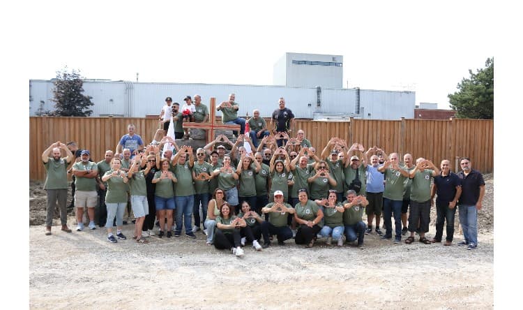 Lebanese Forces Honor Jumblatt's Release Anniversary