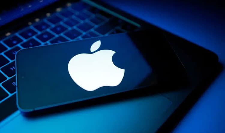 Apple eyes AI chip acquisitions
