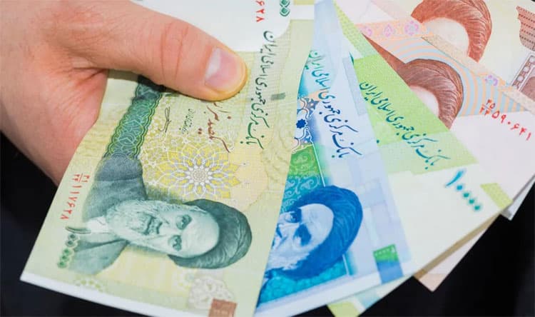 Iran Central Bank links oil revenue decline to sector impacts