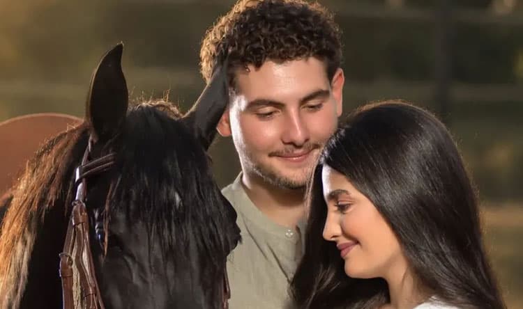 نجم ذا فويس كيدز زين عبيد يحتفل بخطبته في دمشق