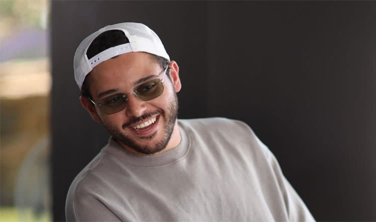 Alwaleed El Helani Debuts New Song Zina