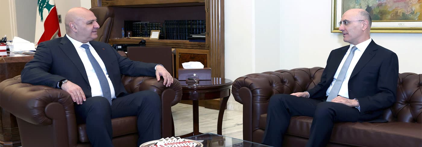 Aoun and Al-Hajjari Talk Security and Army Support