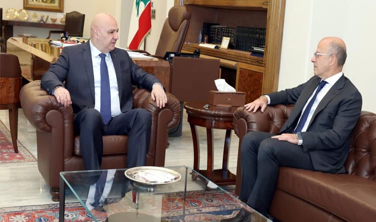 Aoun and Mikki Discuss Southern Situation and Army Support