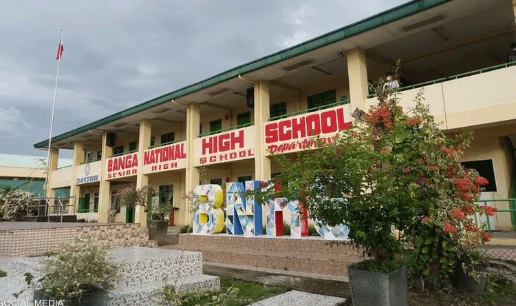 Six students die in Philippine school shooting
