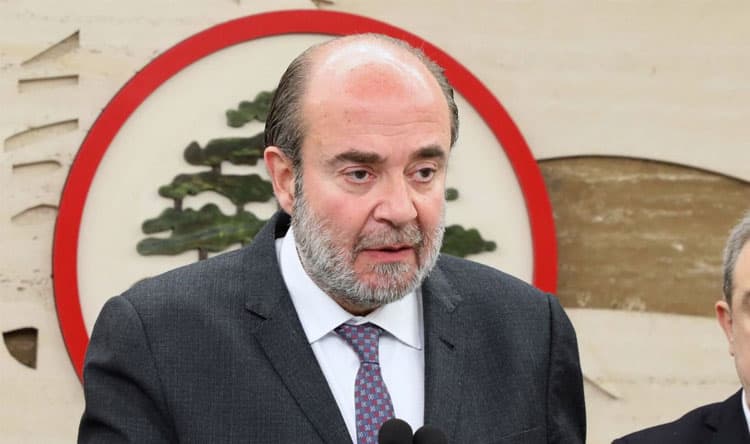 Akeis Critics Government Actions