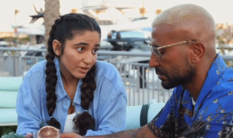 Ahmad Saad and daughter Judy perform together