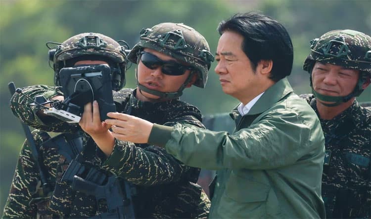 Taiwan leader takes part in Chinese attack drills