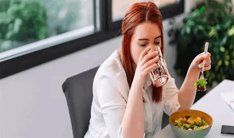Does Water During Meals Suppress Hunger
