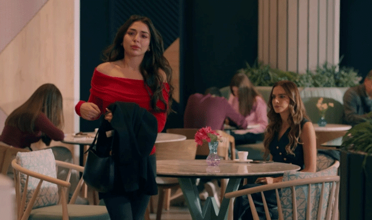 Lynn Confesses to Julie in Love on Paper