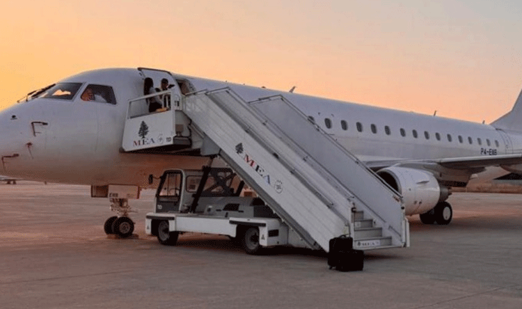 First aircraft at Qulayaat lands in Beirut