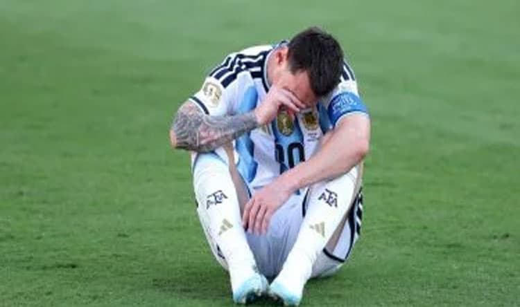 Messi's initial response after final loss
