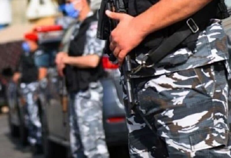 إفراج عن مشتبه به في ابتزاز قاصرات