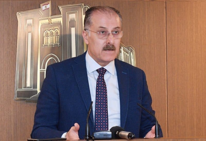 عبدالله يرشح نفسه لرئاسة الصحة من جديد