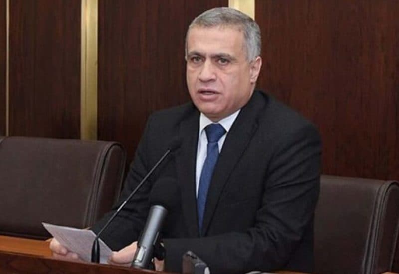 إدكار طرابلسي يندد بإغلاق المدارس الرسمية