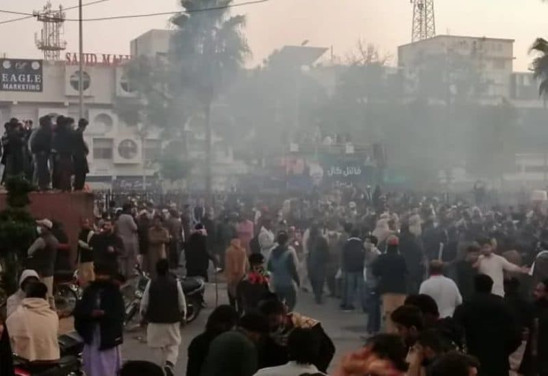 Pakistani Kashmir Elections Marred by Violent Clashes