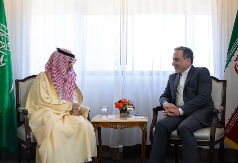 سعودية إيرانية تتفاوض على التهدئة