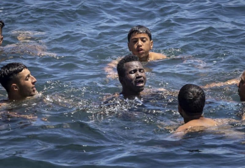 من محتوى على السوشيال ميديا إلى أزمة إنسانية ما أسباب تدفق المهاجرين إلى سبتة