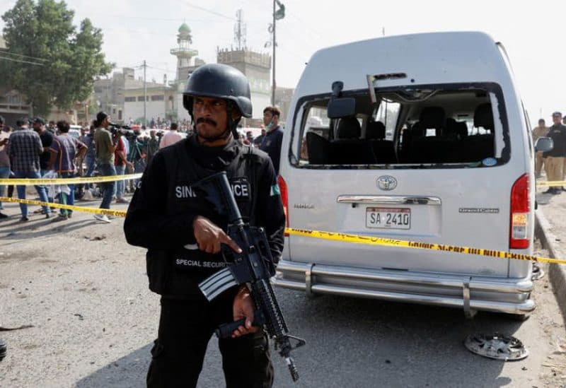 14 dead in NW Pakistan police bombing