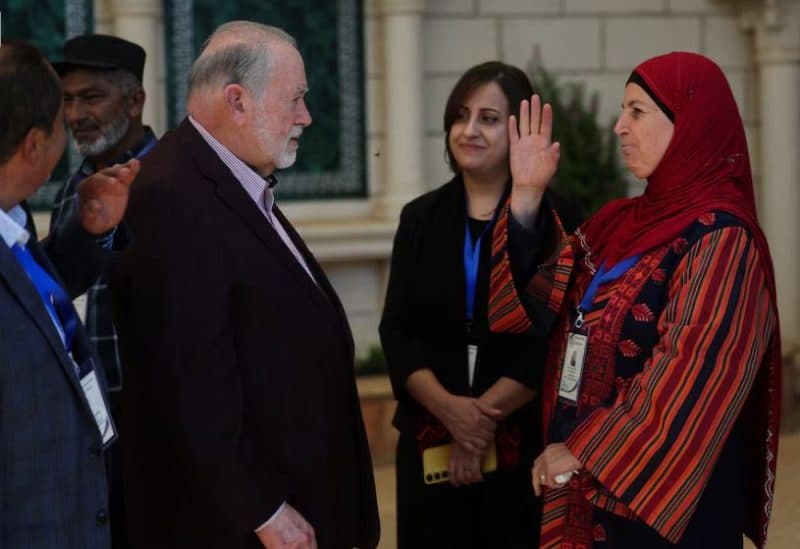 هاكابي في ترمسعيا لدعم الفلسطينيين